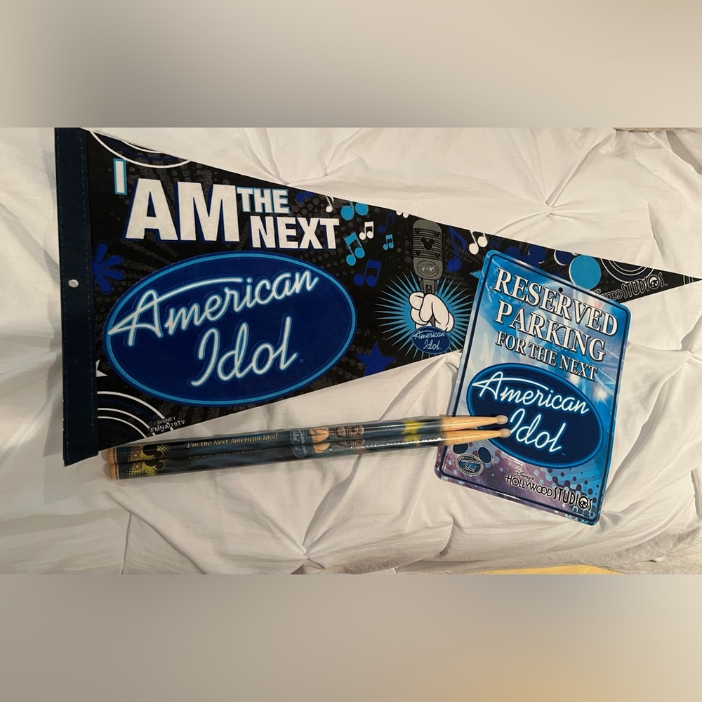 American Idol Walt Disney World Hollywood Studios Memorabilia Set